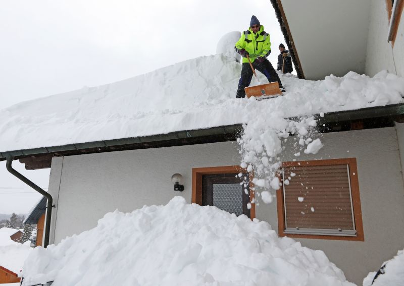 Avoiding Winter Roofing